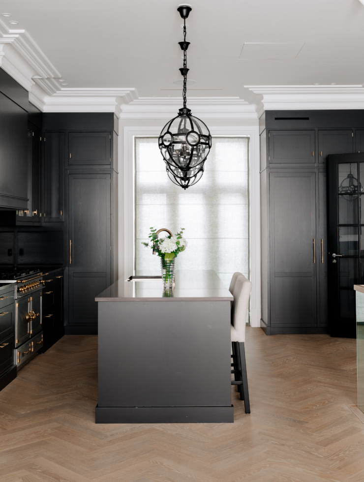 Crown Manor 1